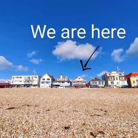 Absolute Beachfront With Decked Garden Oasis And Views Bognor Regis Exterior foto