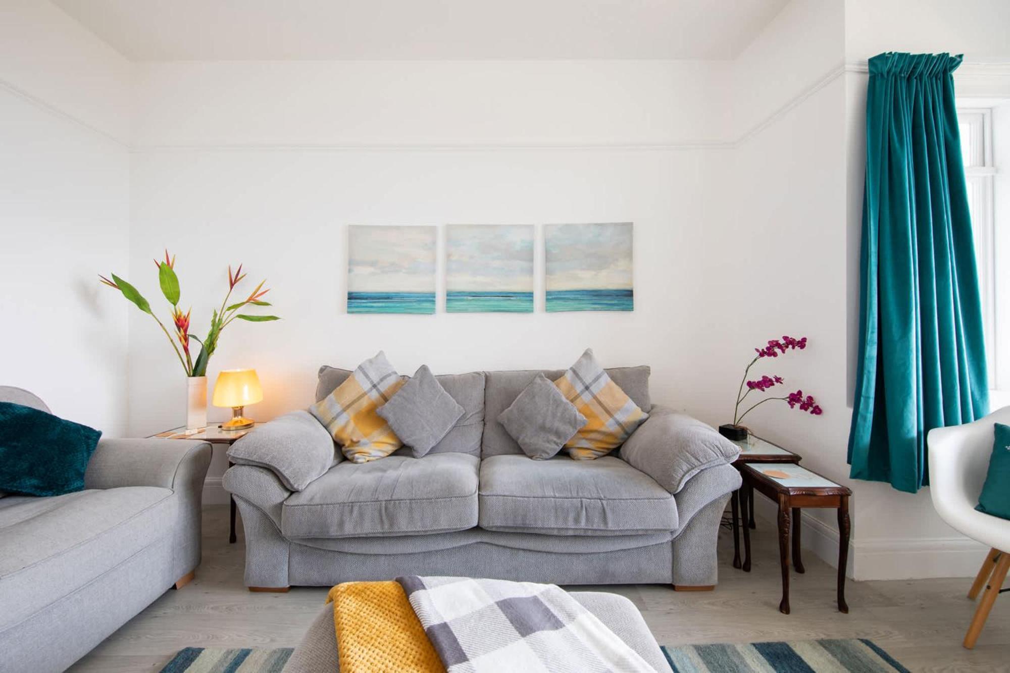 Absolute Beachfront With Decked Garden Oasis And Views Bognor Regis Exterior foto